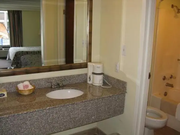 Walking Horse Lodge Main image